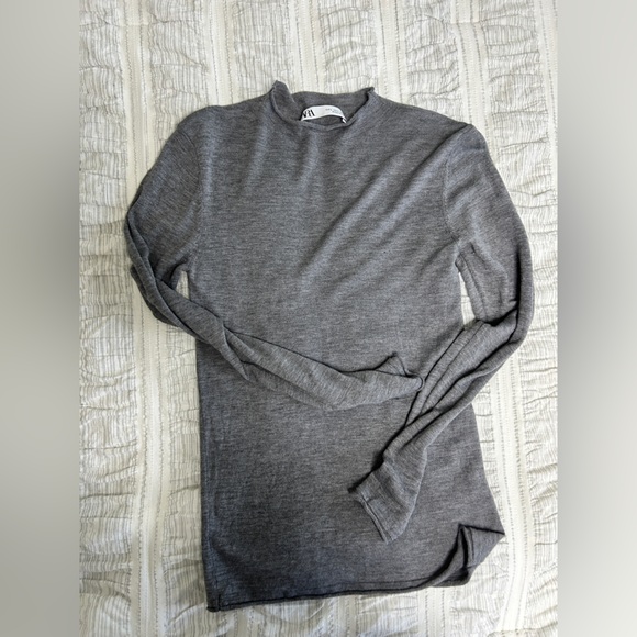 Zara Tops - Zara wool blend long sleeve